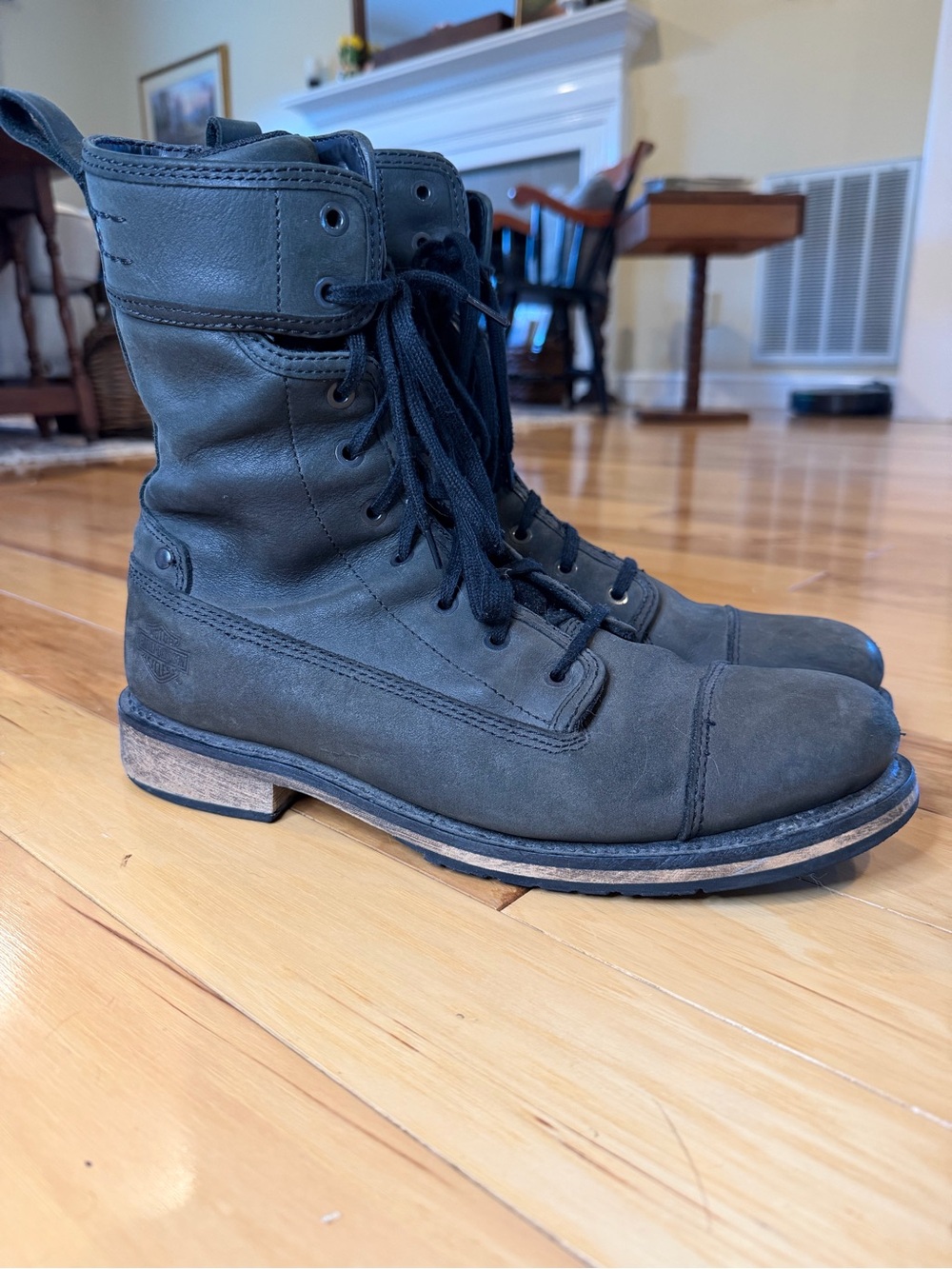 Harley Davidson Men’s Combat Boots Sz 10.5 Distressed Leather Lace Up Zip
